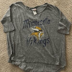 Junk Food Minnesota Vikings loose fit t shirt. Size medium